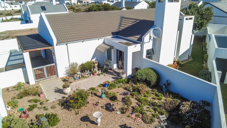 3 Bedroom Property for Sale in Golden Mile Western Cape